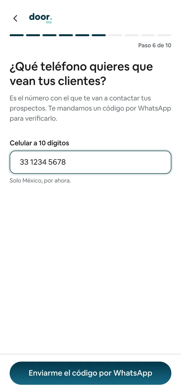 Paso 6 de 10, ¿Qué teléfono quieres que vean tus clientes?, con 33 1234 5678 en Celular a 10 dígitos y el botón Enviarme el código por WhatsApp