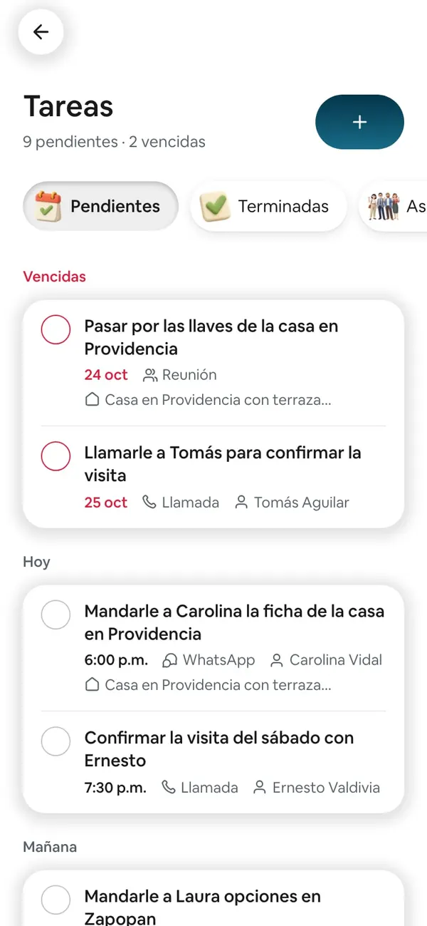 La pantalla de Tareas con sus pendientes y el botón azul + arriba a la derecha